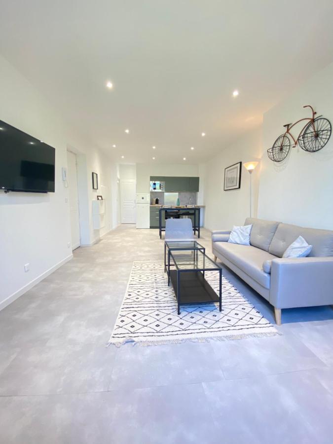 T3 2 Chambres-centre-ville Place D'armes Clim-wifi * Toulon